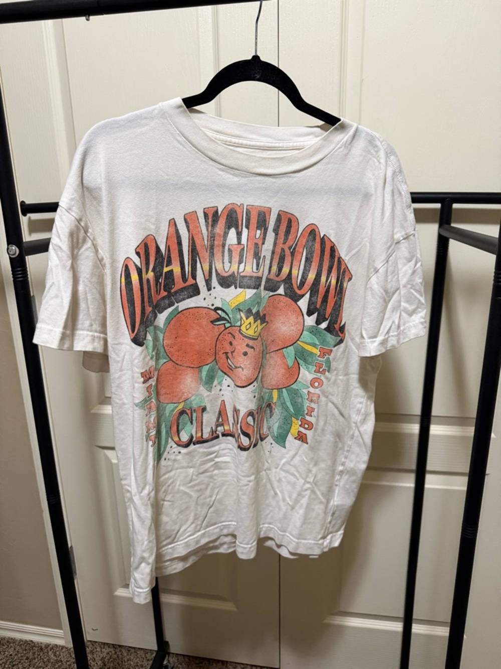Abercrombie & Fitch White Orange Bowl Graphic Tee